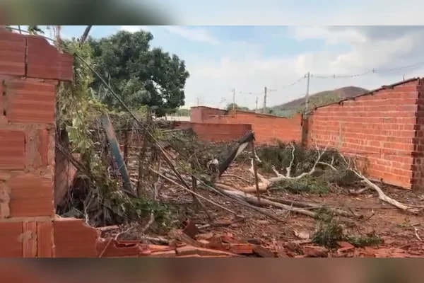 Temporal no DF: 26 famílias seguem desabrigadas após impacto das chuvas