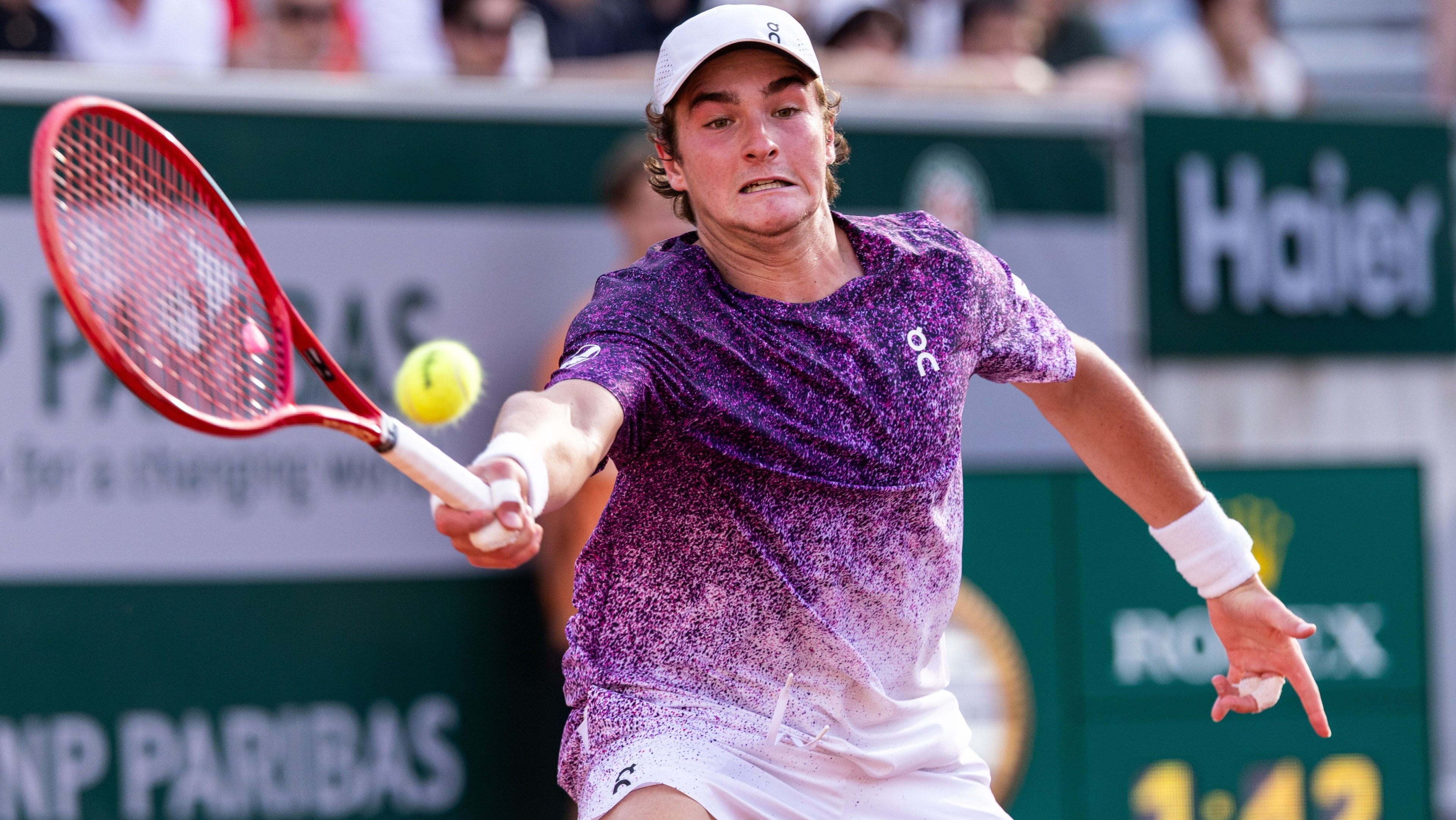 João Fonseca encara tcheco para seguir “conto de fadas” em Roland Garros