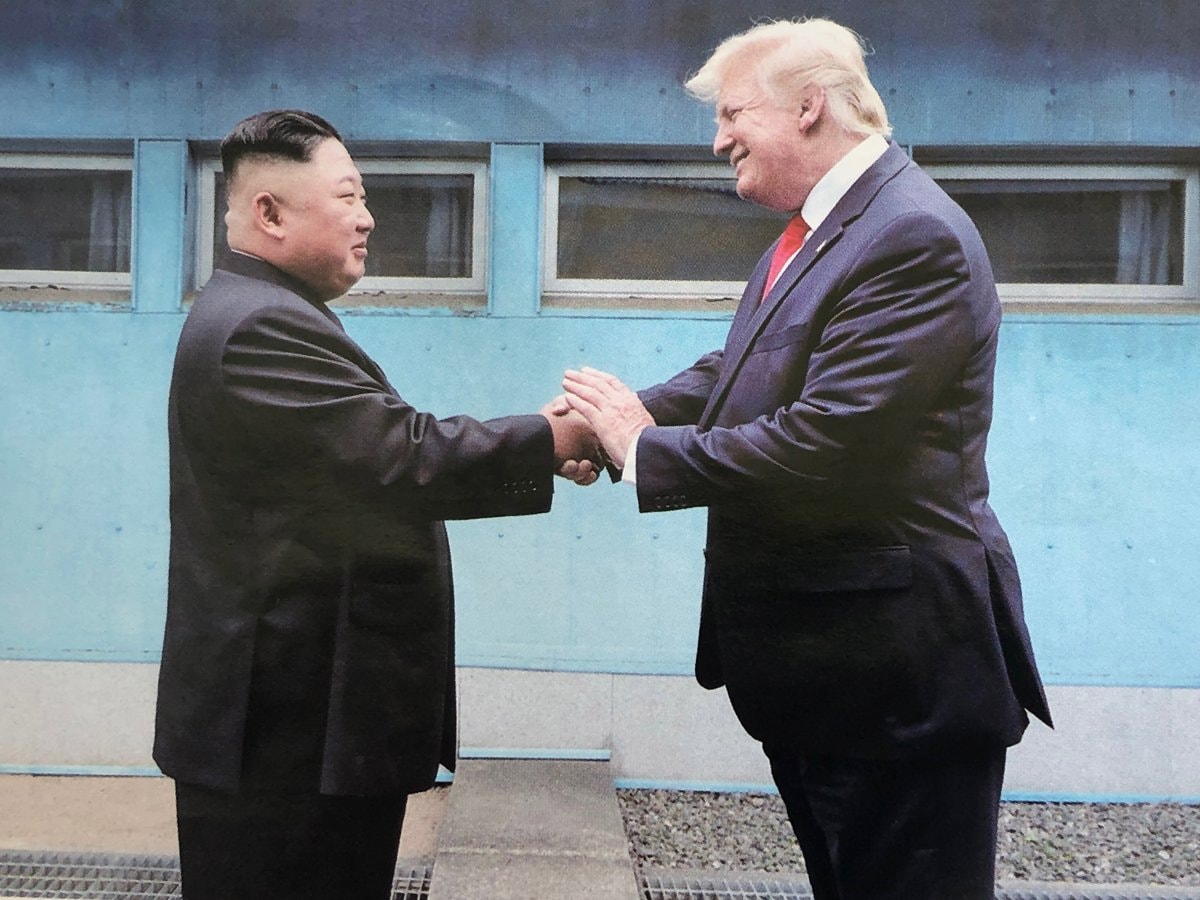 Governo da Coreia do Norte diz que Kim mantém "sentimentos" por Trump