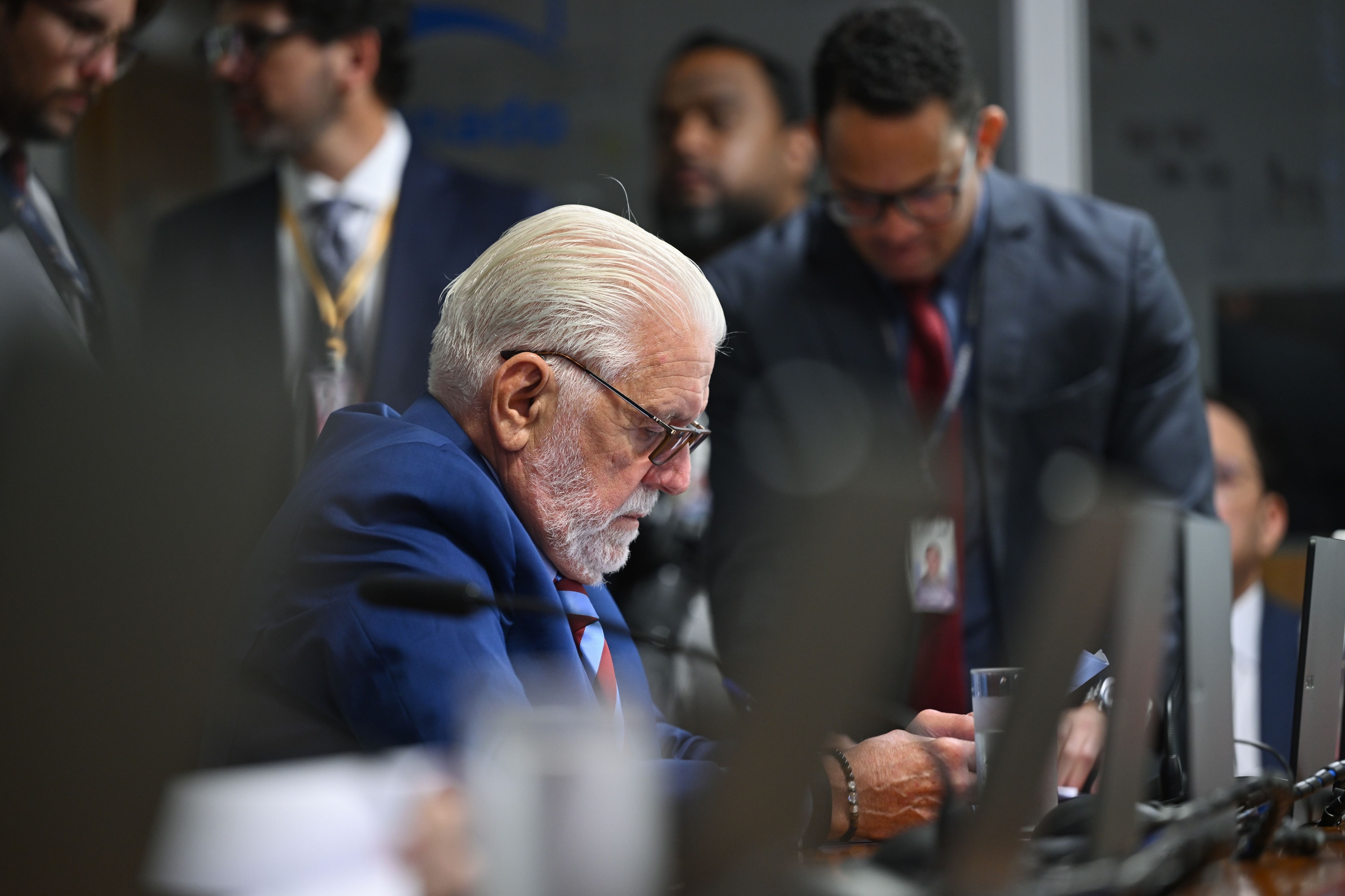 Lula vê “baixo nível” no Senado, pede votos a Jaques na BA e ignora Master