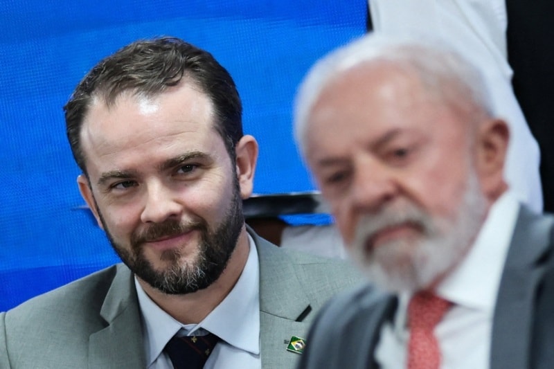 Melhora no emprego e menor pessimismo econômico ajudam Lula, mostra Quaest