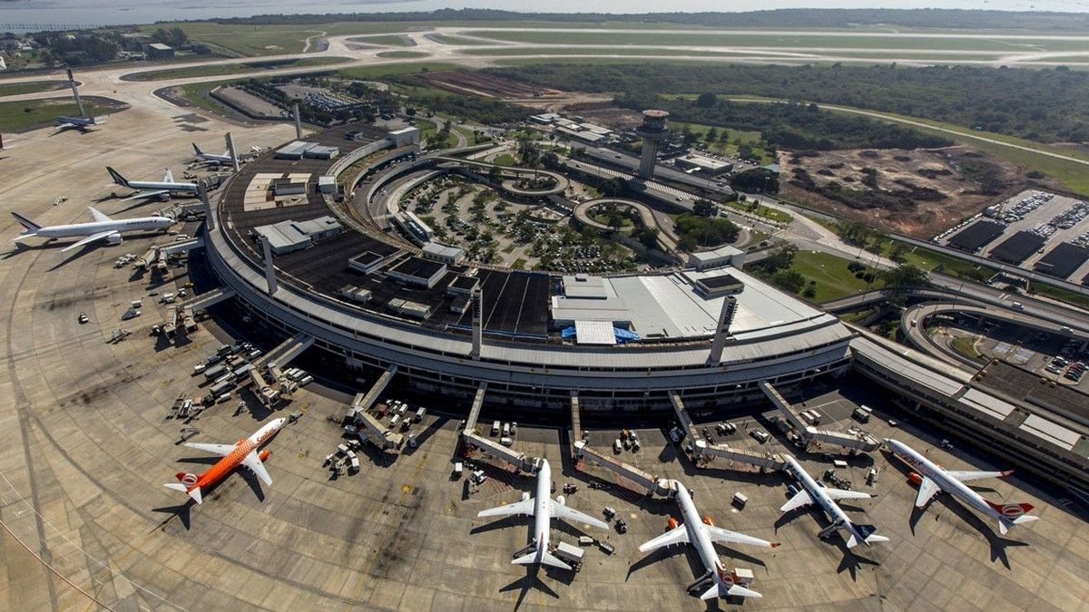 American Airlines adquire participação de 8% em capital da Azul