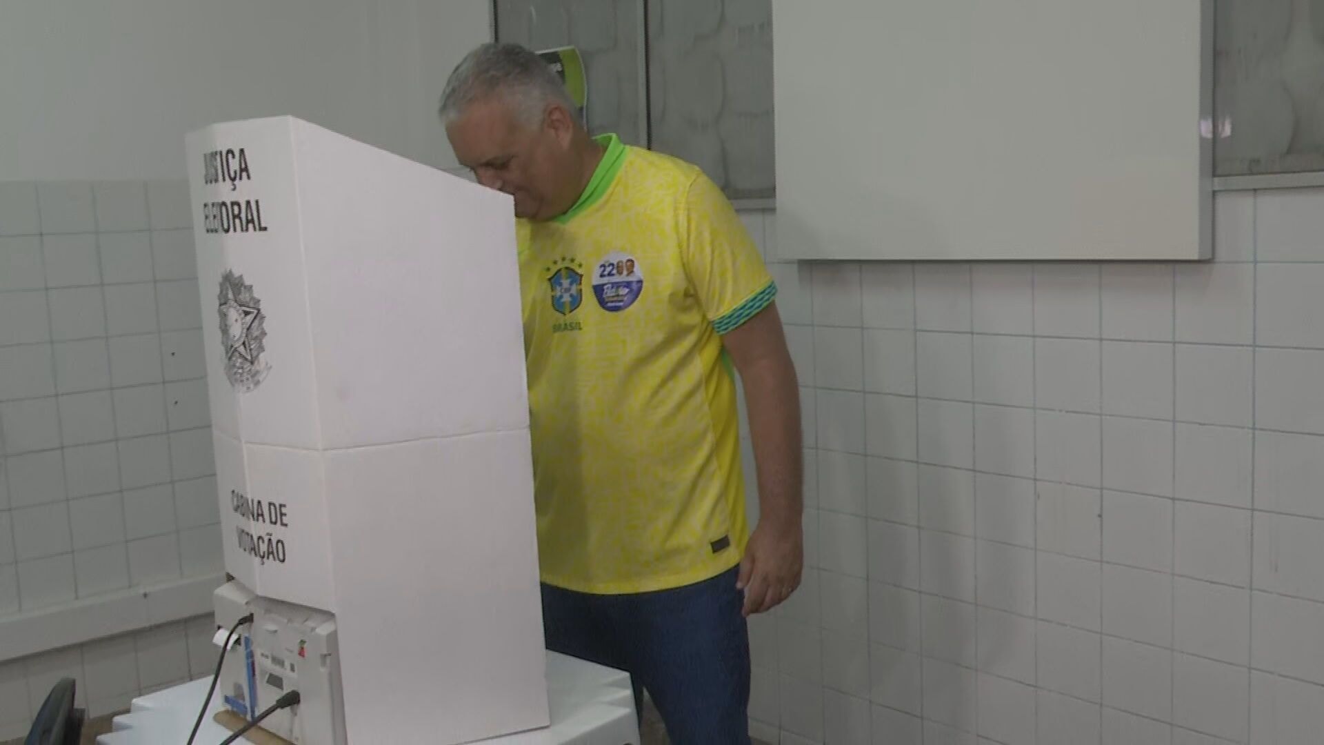 Decano do STF, Gilmar Mendes não deve votar no 2° turno por questão médica