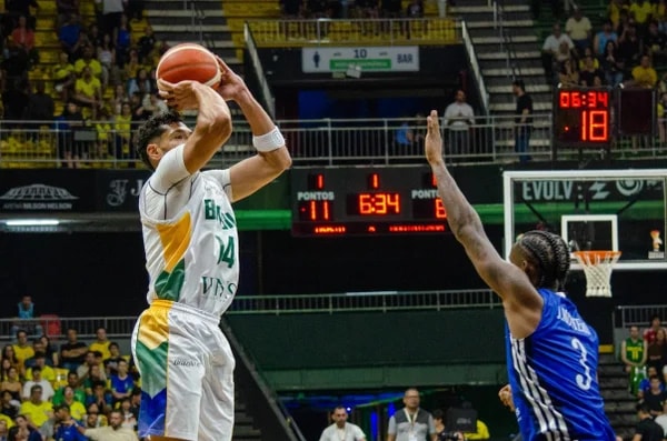 Basquete: em Brasília, República Dominicana bate Brasil pelas Eliminatórias