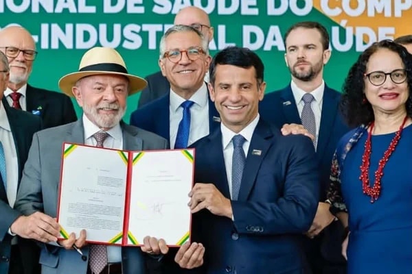 PP avisa Lula que federação ficará neutra na eleição presidencial