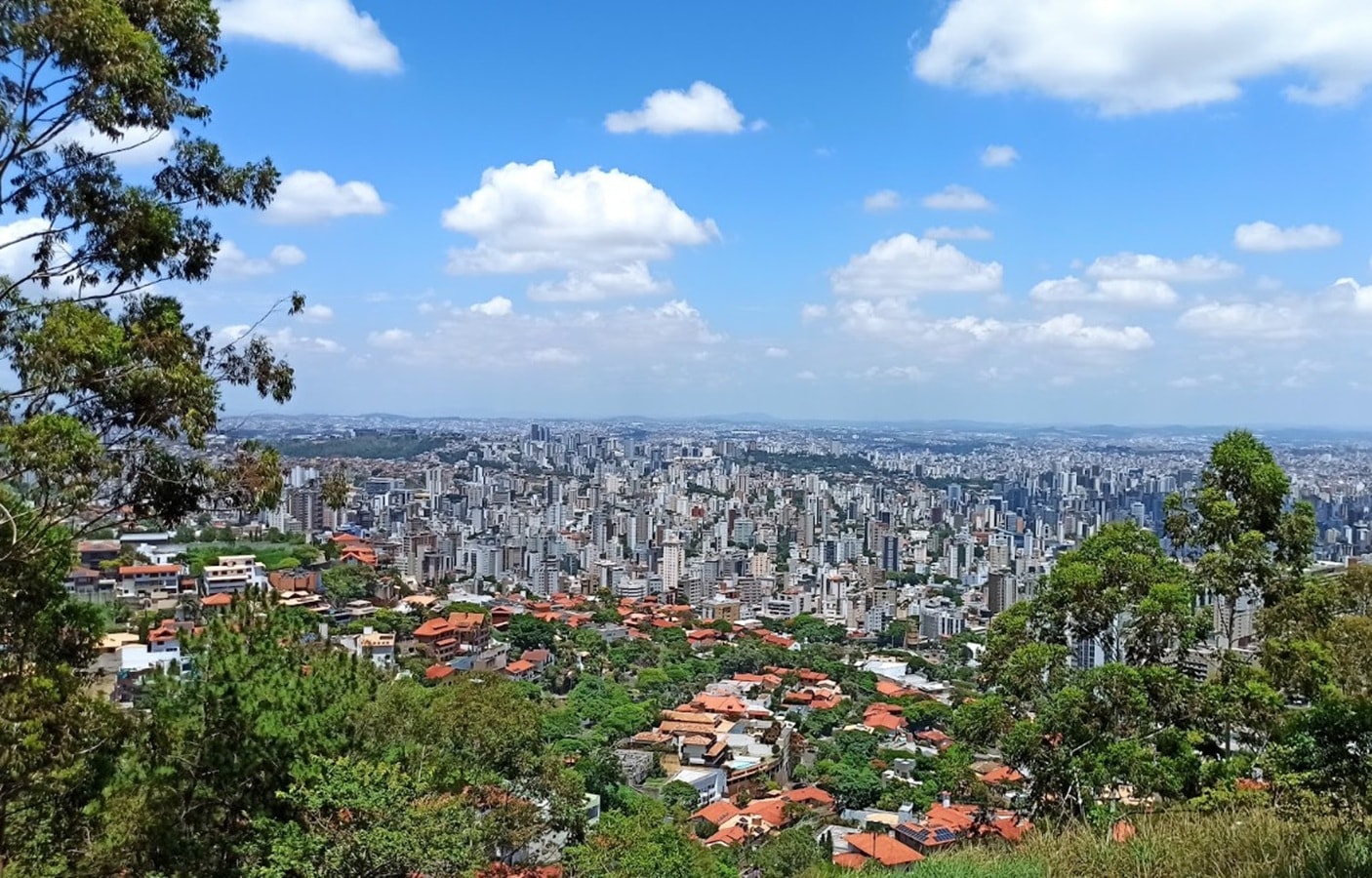 BH amanhece com sensação de 1,3°C e entra em alerta para tempo seco