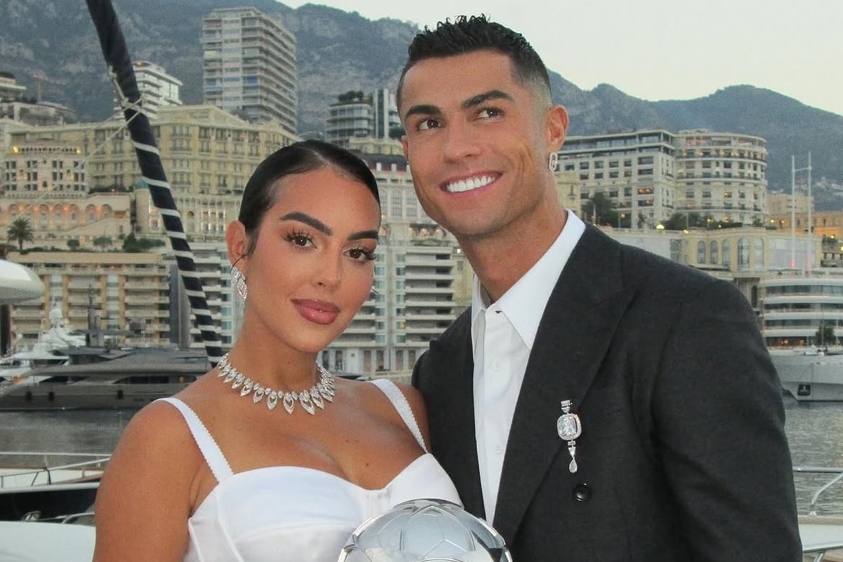 Cristiano Ronaldo e Georgina Rodríguez se casaram nesta terça (11/8)