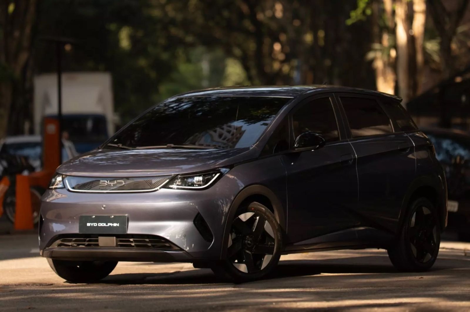 Carregadores rápidos chegam a 38% da rede de carros elétricos, diz ABVE