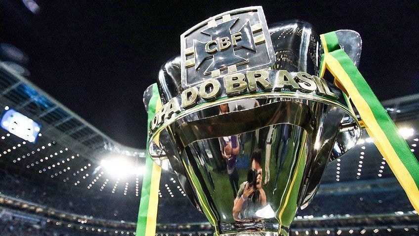 Grêmio e Willian acertam rescisão de contrato, e meia fica livre no mercado