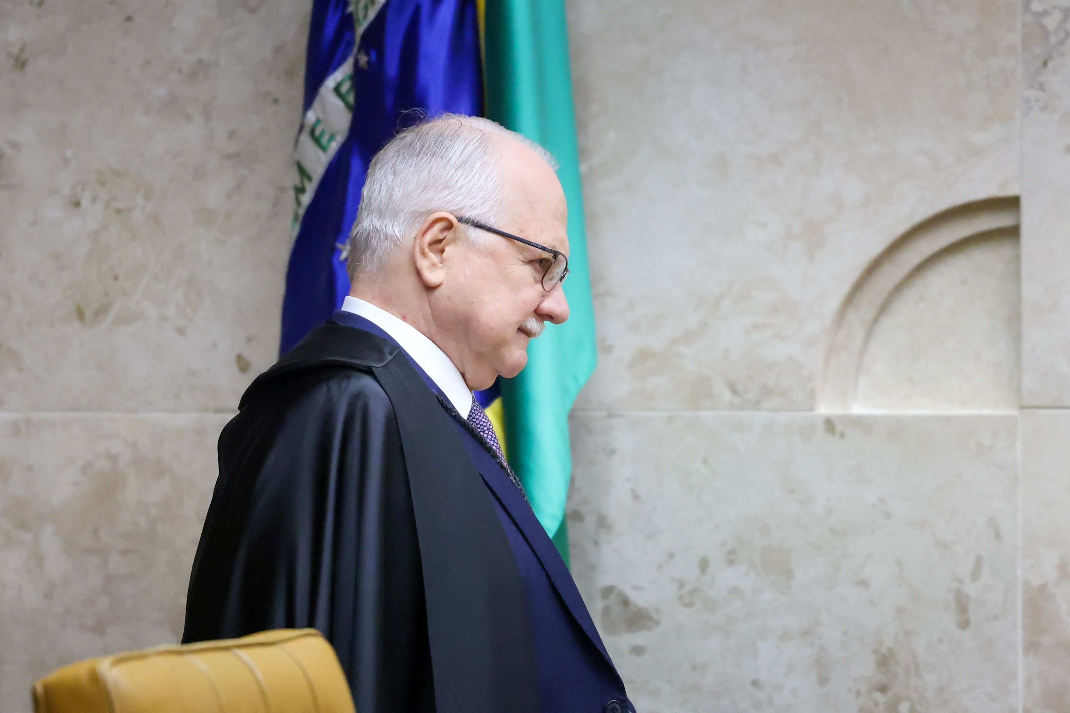 Fachin quer “estancar sangria” levando decisões ao plenário, diz professor
