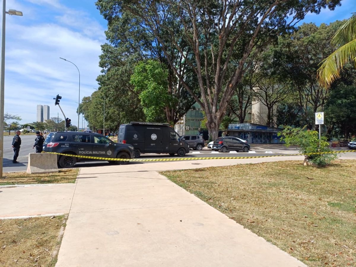 Suspeita de bomba mobiliza PM e fecha Esplanada dos Ministérios