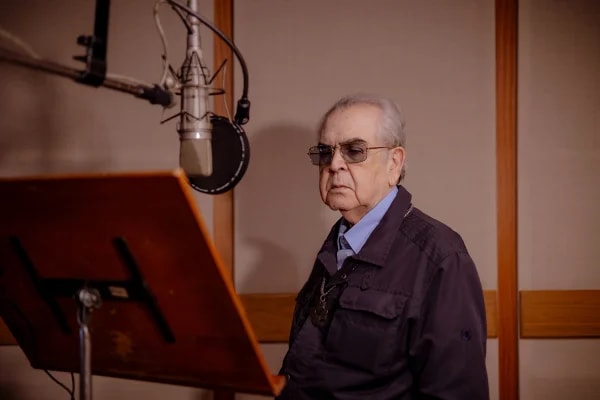 Padre Zezinho rejeita rótulo de influenciador: "A influência é da Igreja"