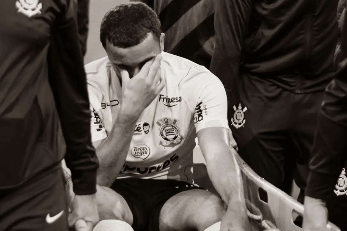 Labyad desabafa nas redes sociais após lesão: "Minha temporada acabou"