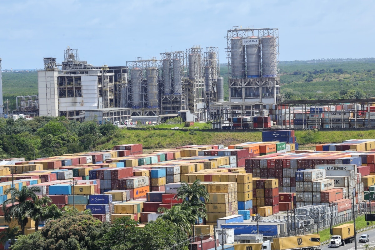 Balança comercial tem superávit de US$ 7,8 bilhões em maio