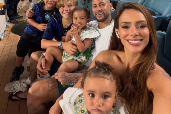Biancardi espera que Neymar "jogue mais e ajude o Brasil" após estreia