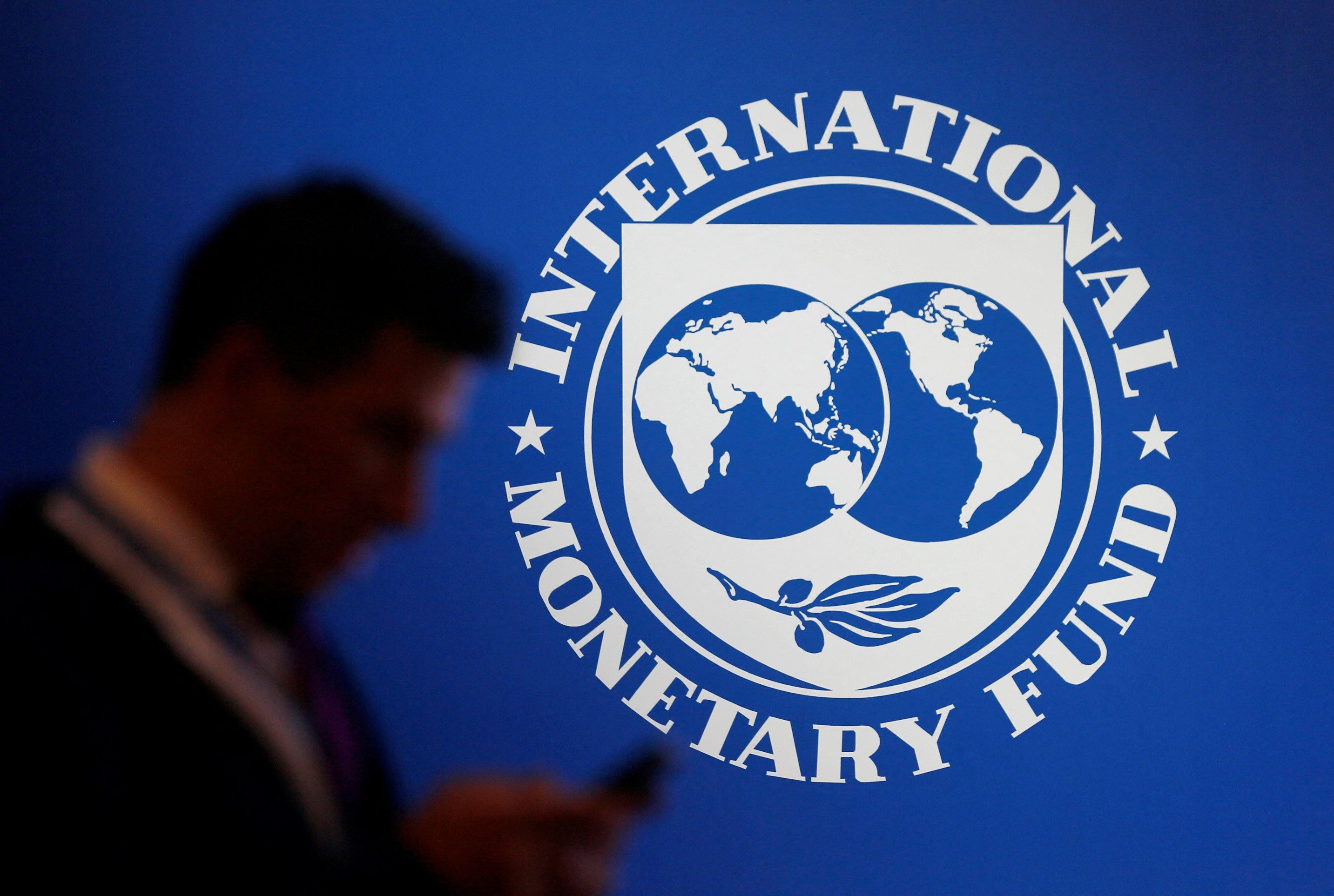 Análise: Com guerra no radar, FMI reduz previsão de crescimento global