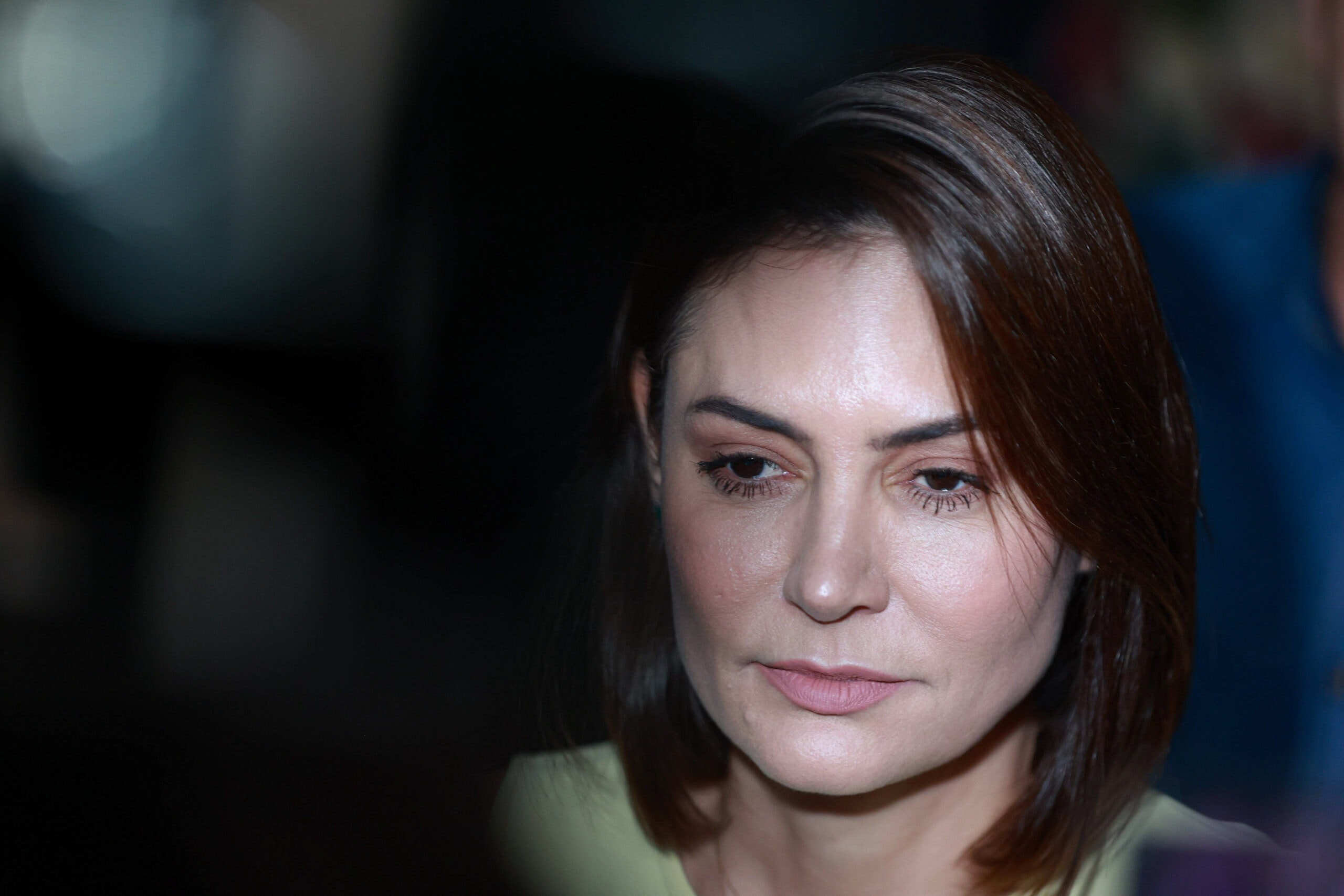 Michelle recebe alta após ser hospitalizada com enxaqueca no DF