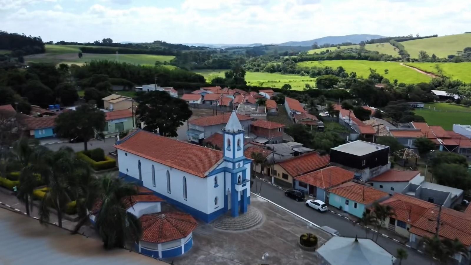 Onça solta faz prefeitura de cidade de SP alertar população