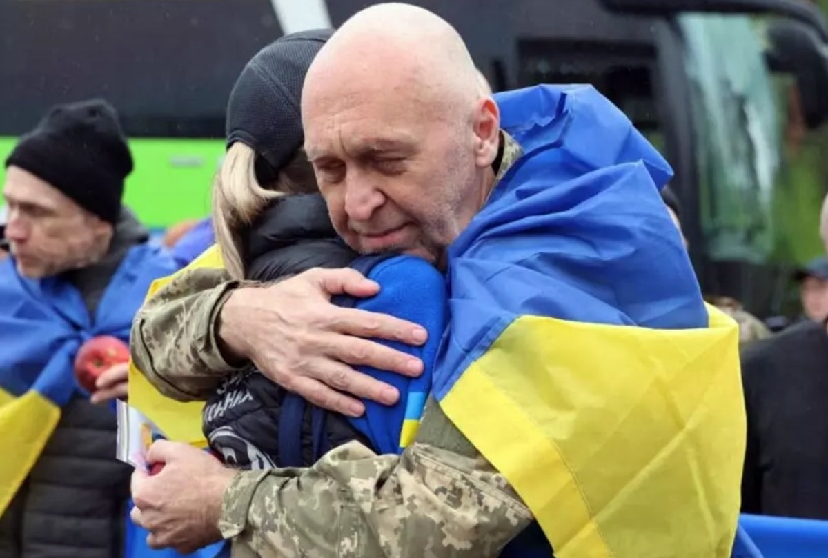 Rússia devolve 528 corpos à Ucrânia em meio a acordo de troca