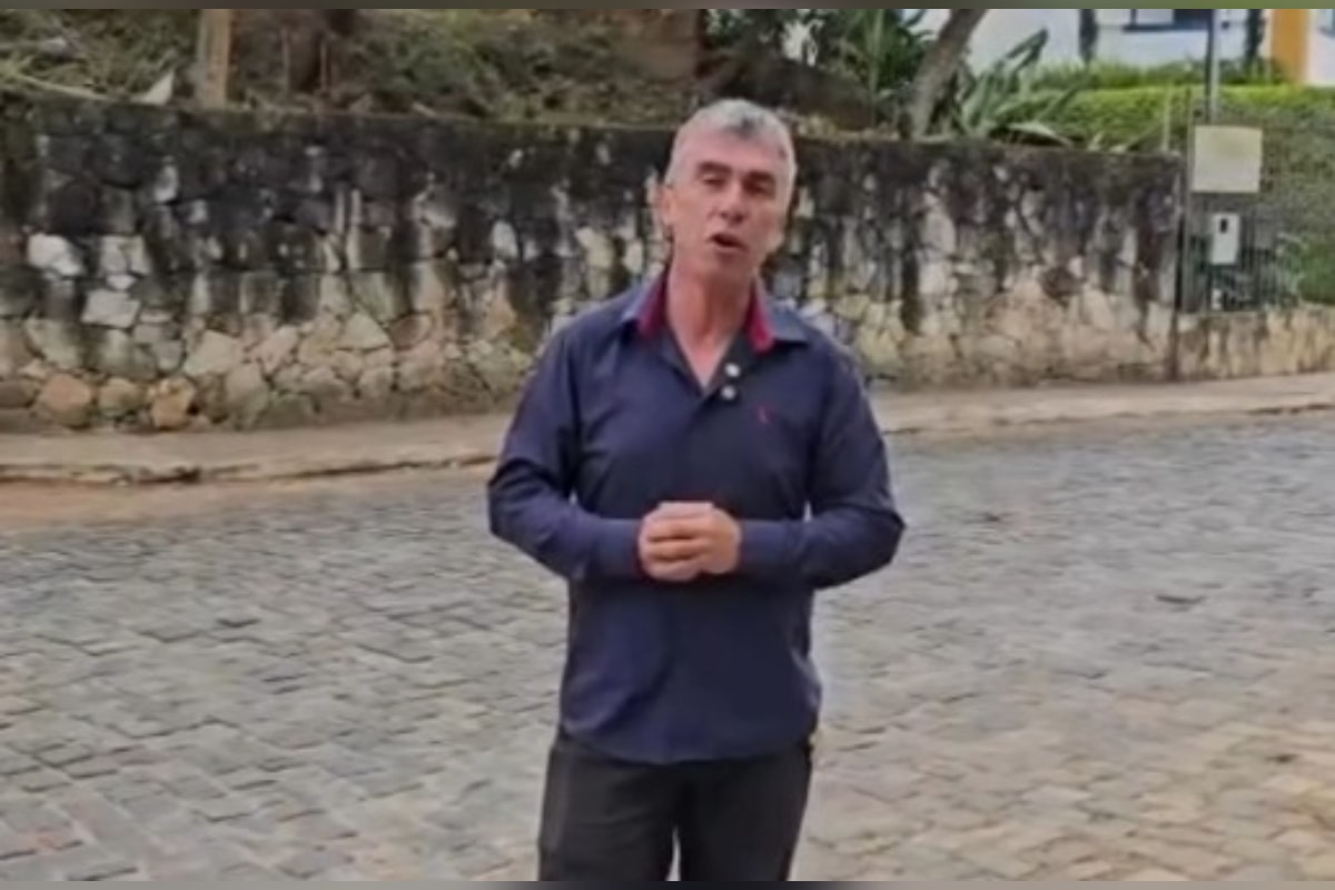 Dirigindo carro oficial, prefeito de Tiradentes recusa bafômetro