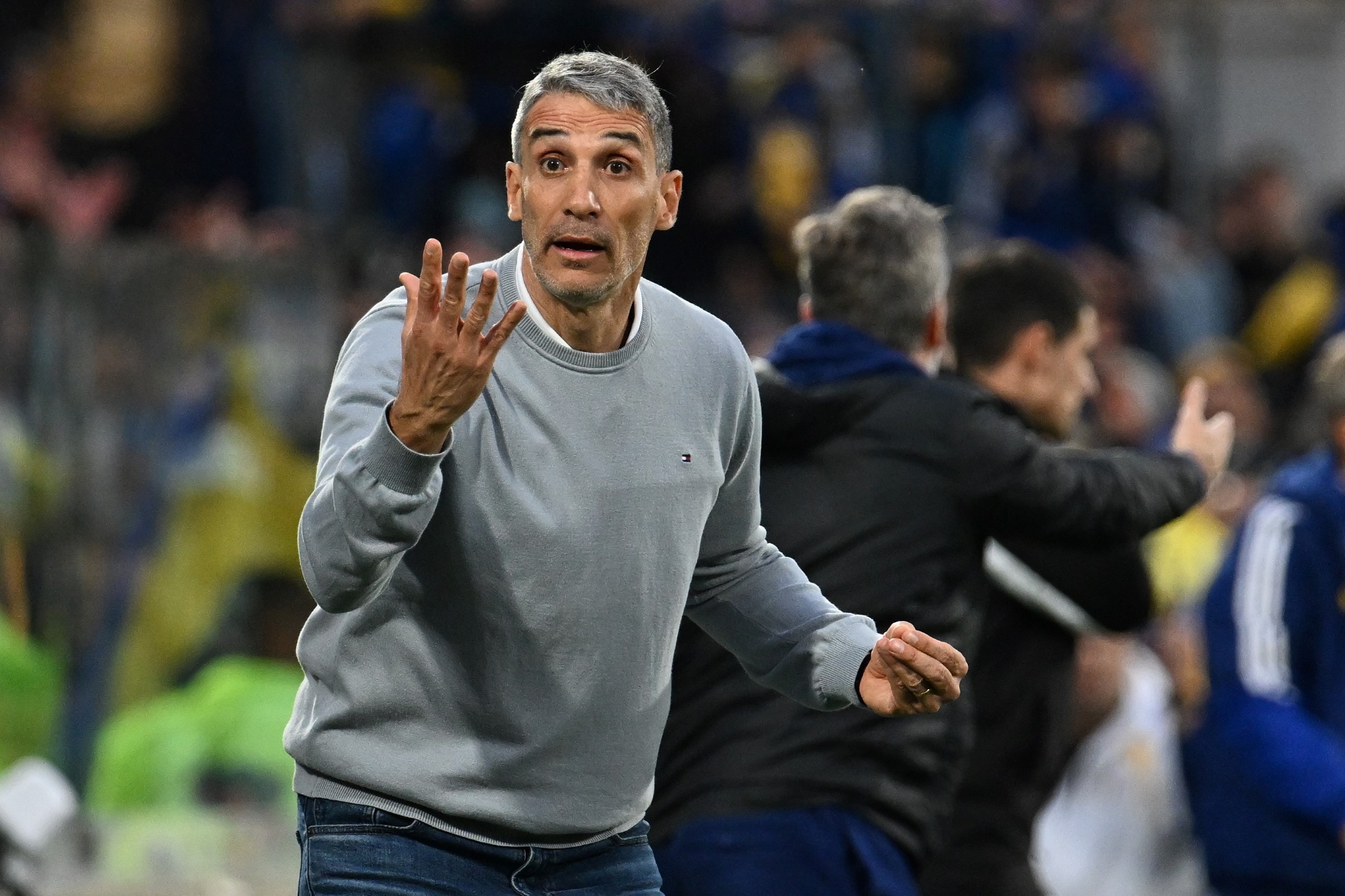 Vojvoda é demitido do Racing após eliminação na Copa da Argentina