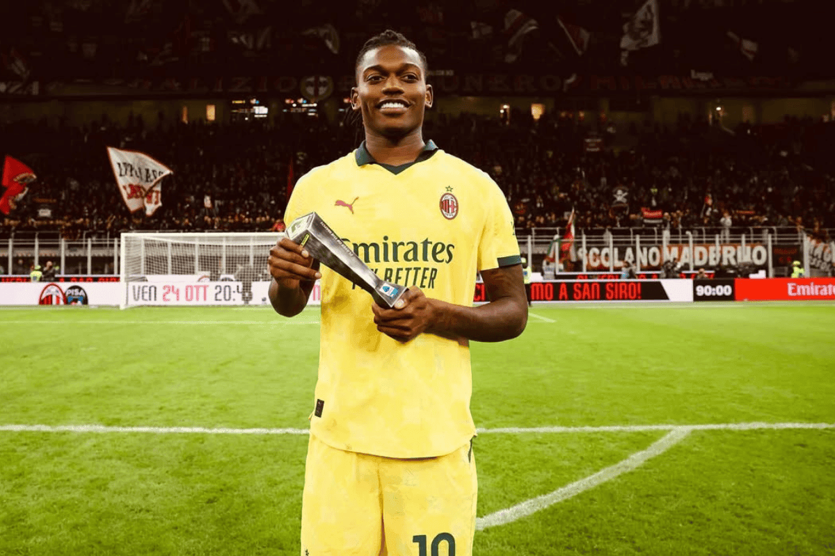 Milan prepara barca de saídas com 14 nomes antes de iniciar temporada