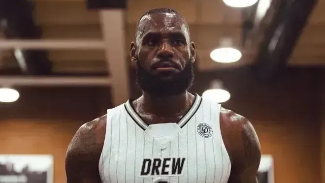 Trump diz que LeBron pode ser “racista”, intensificando disputa entre eles