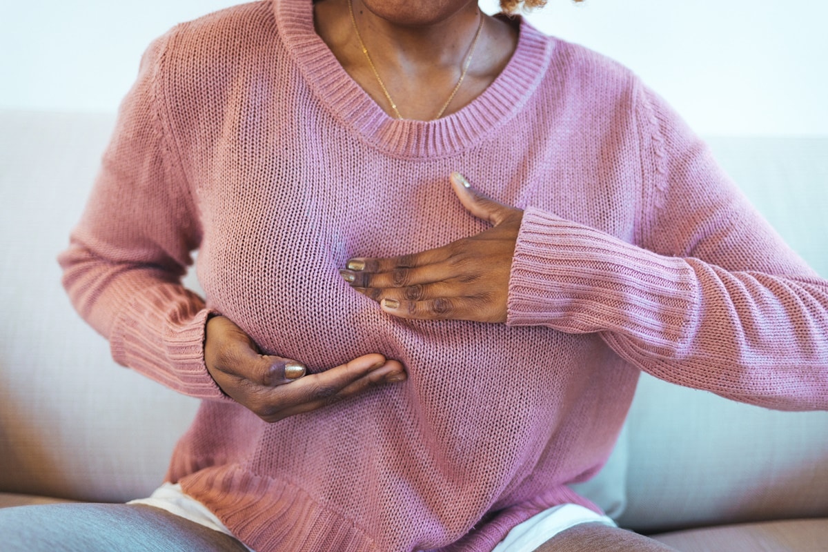Câncer em mulher evolui para grau agressivo após plano suspender quimio