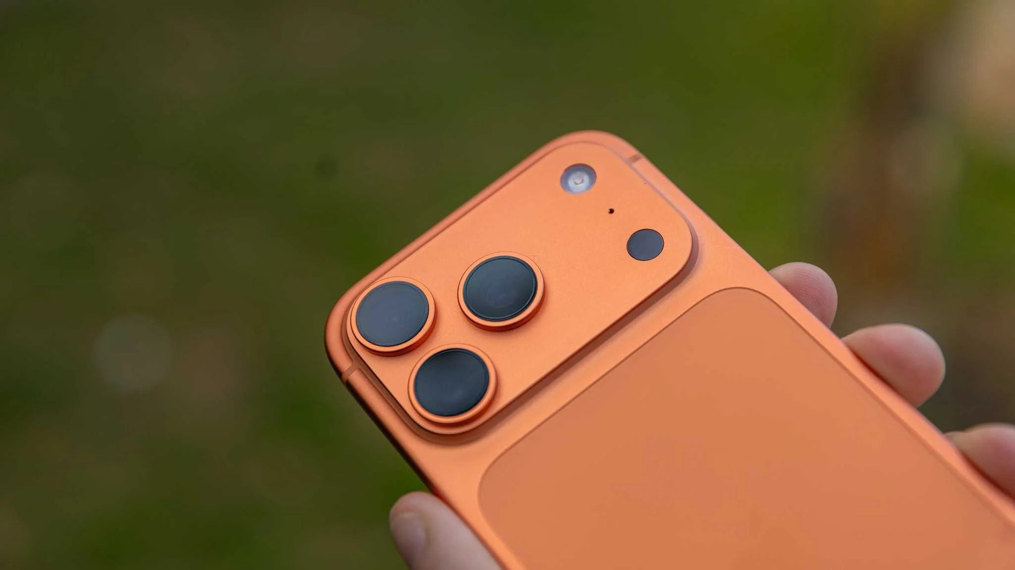 Qual é a melhor época do ano para comprar celular top de linha? Guia completo