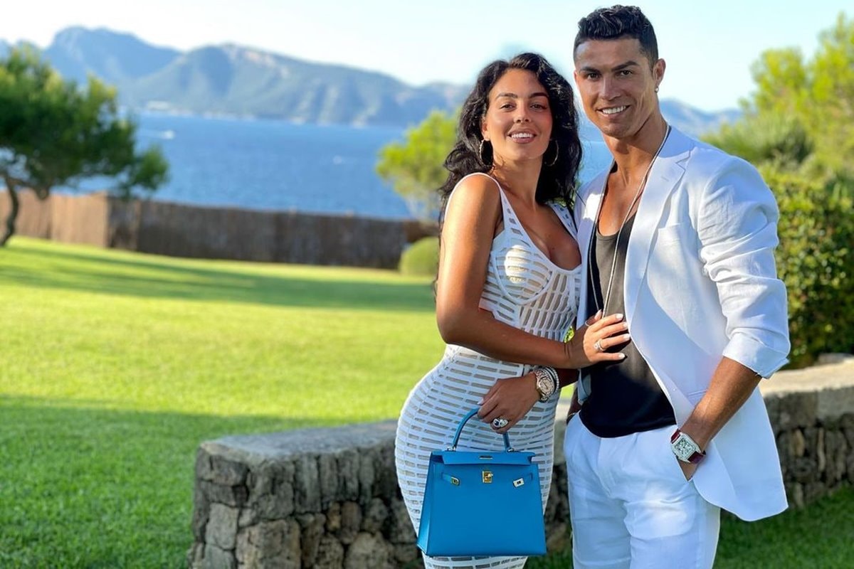 Georgina e CR7 podem se casar após a Copa; saiba como romance começou
