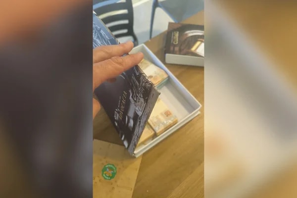 PF acha dinheiro em livro falso durante ação contra grupo de Sóstenes
