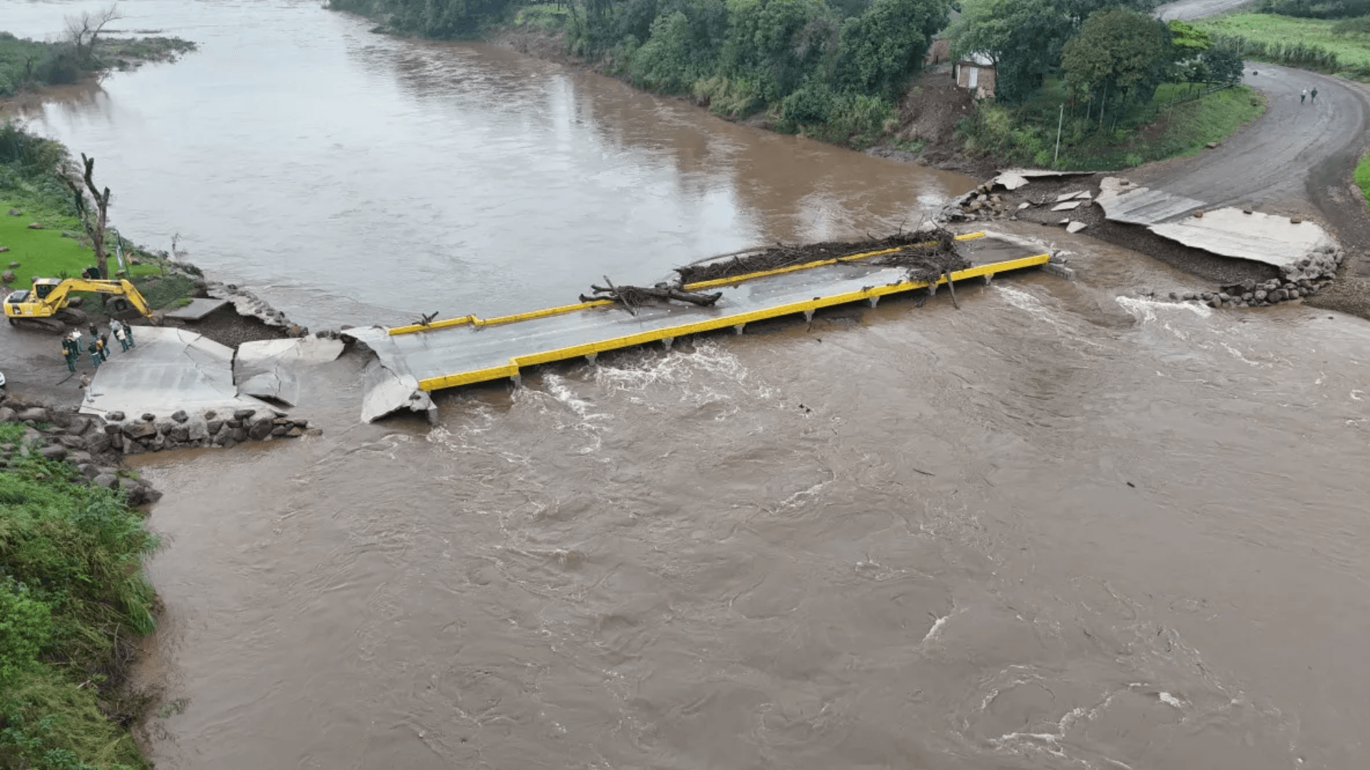 Santa Catarina fecha comportas da Barragem Oeste em Taió