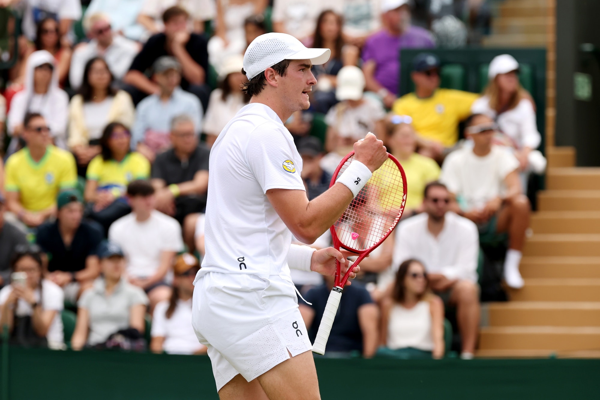 João Fonseca perde para Safiullin e dá adeus a Wimbledon na 3ª fase
