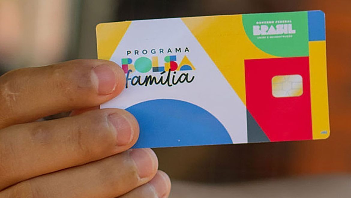 Especialista em gestão pública avalia impacto do aumento do Bolsa Família