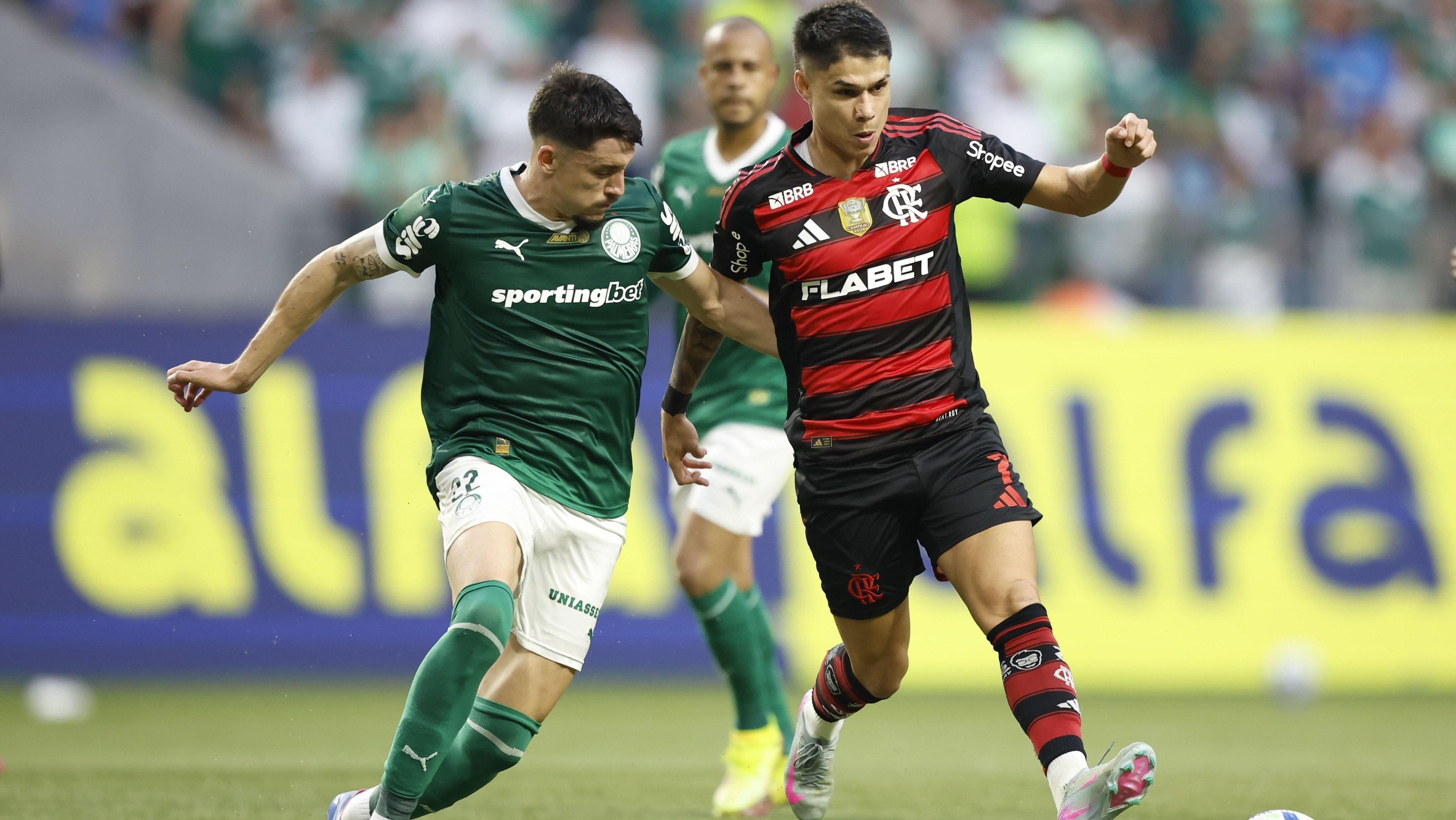 Flamengo encara Palmeiras com vantagem no histórico do Brasileirão