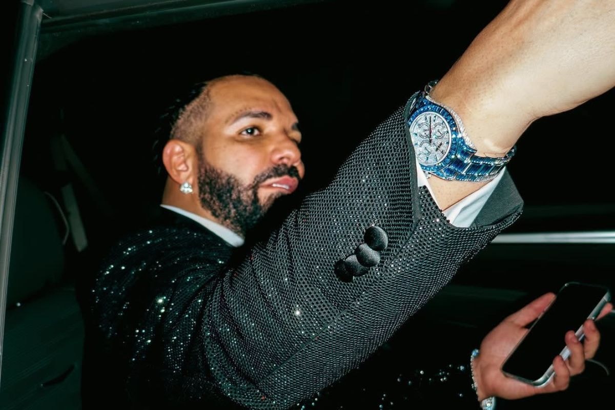 Drake faz 40 anos e distribui bolsas Hermès e Chanel a seus convidados