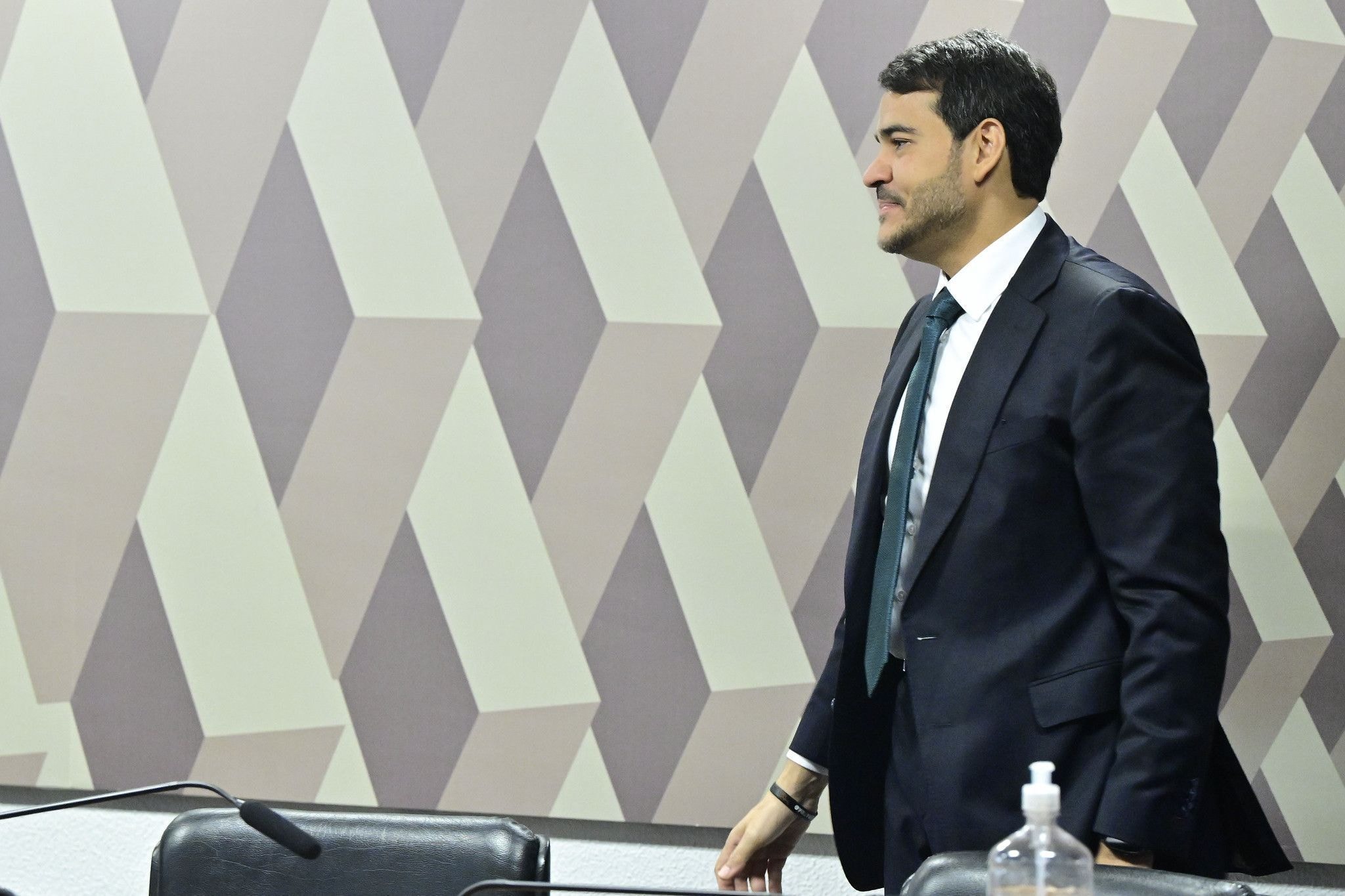 Análise: Reaproximação de Lula e Alcolumbre envolve STF e eleição do Senado