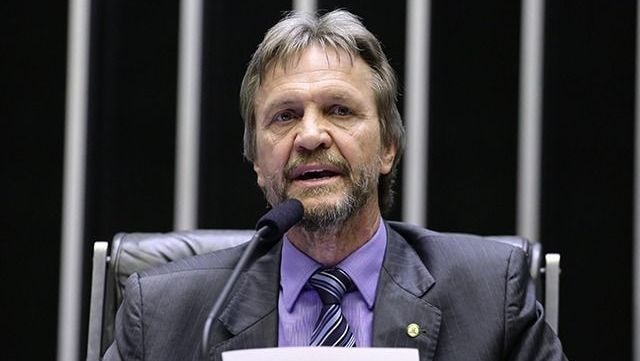 Ex-ministra de Lula, Gleisi fala em momento de discutir mulher no STF