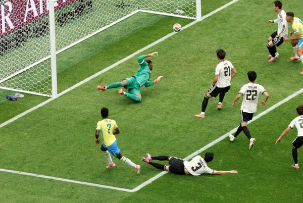 Virada do Brasil no último minuto contra Japão leva web à loucura