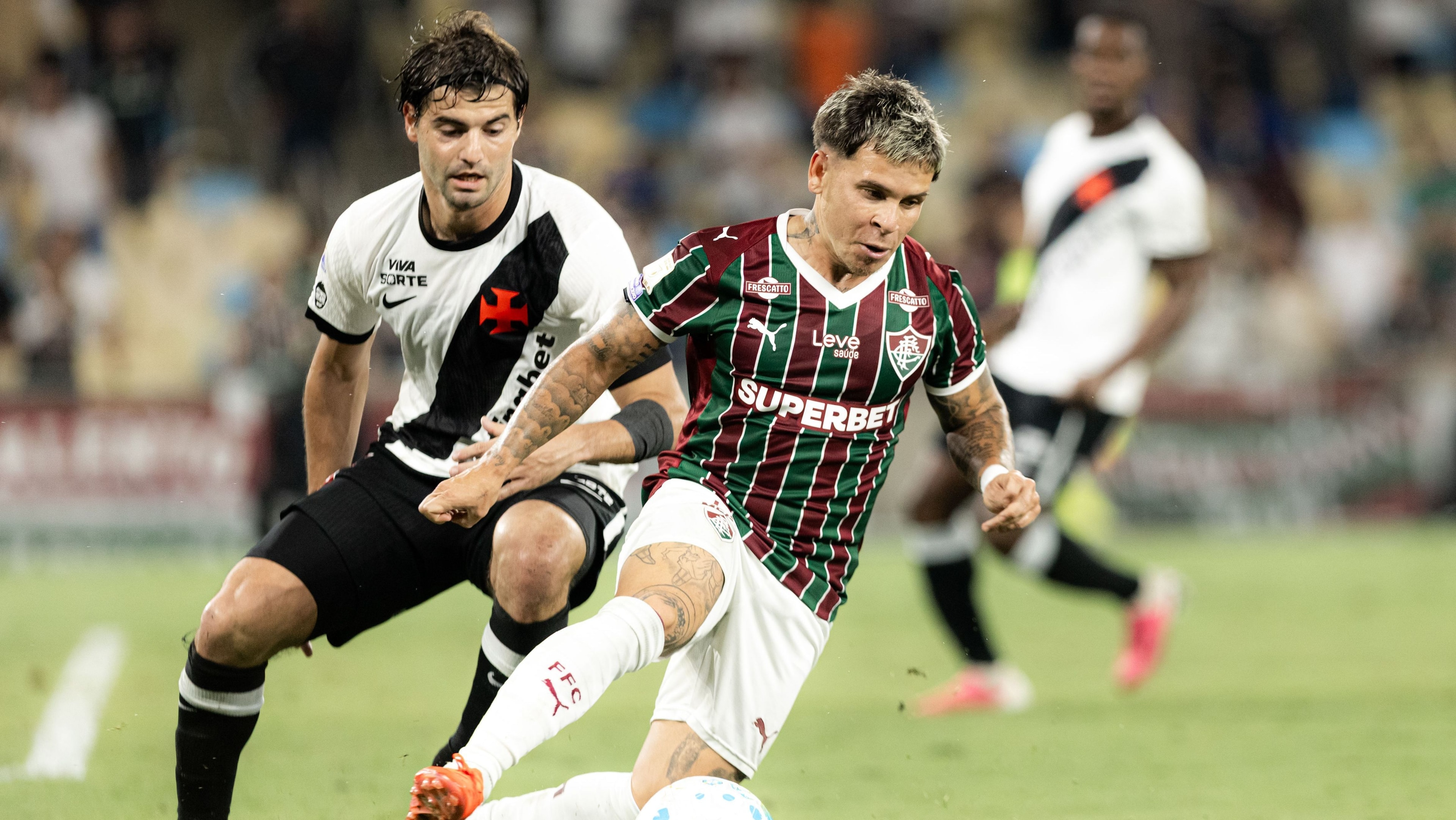 Thiago Mendes vê Vasco melhor em derrota: “Detalhes fazem a diferença”