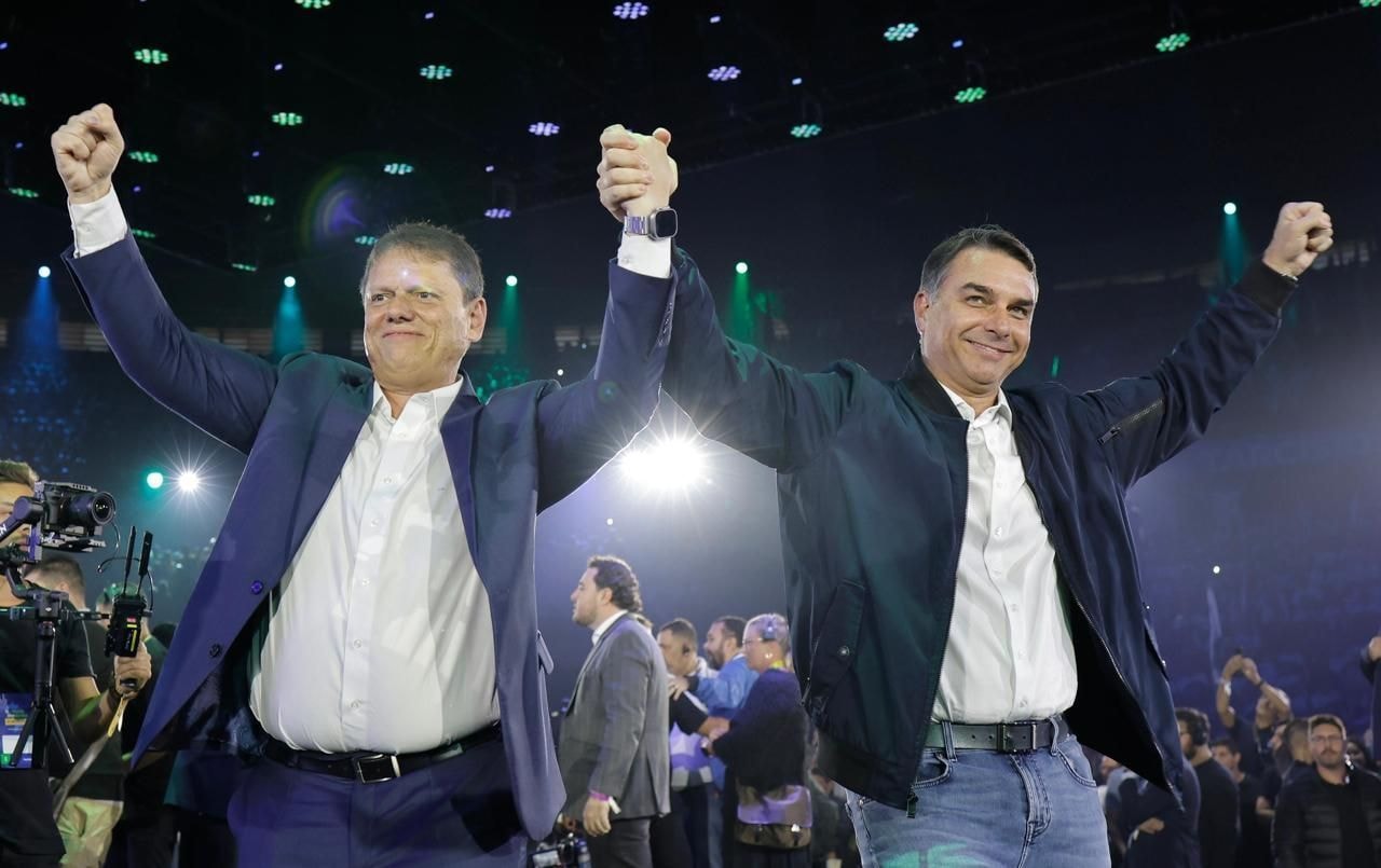 Vox: Tarcísio tem 52,9% no 1º turno da disputa em SP; Haddad, 34,3%