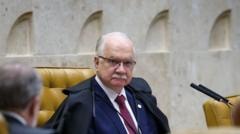 Fachin derruba decisões de ministros sobre PF, retira inquérito de Moraes e suspende ação de Mendonça