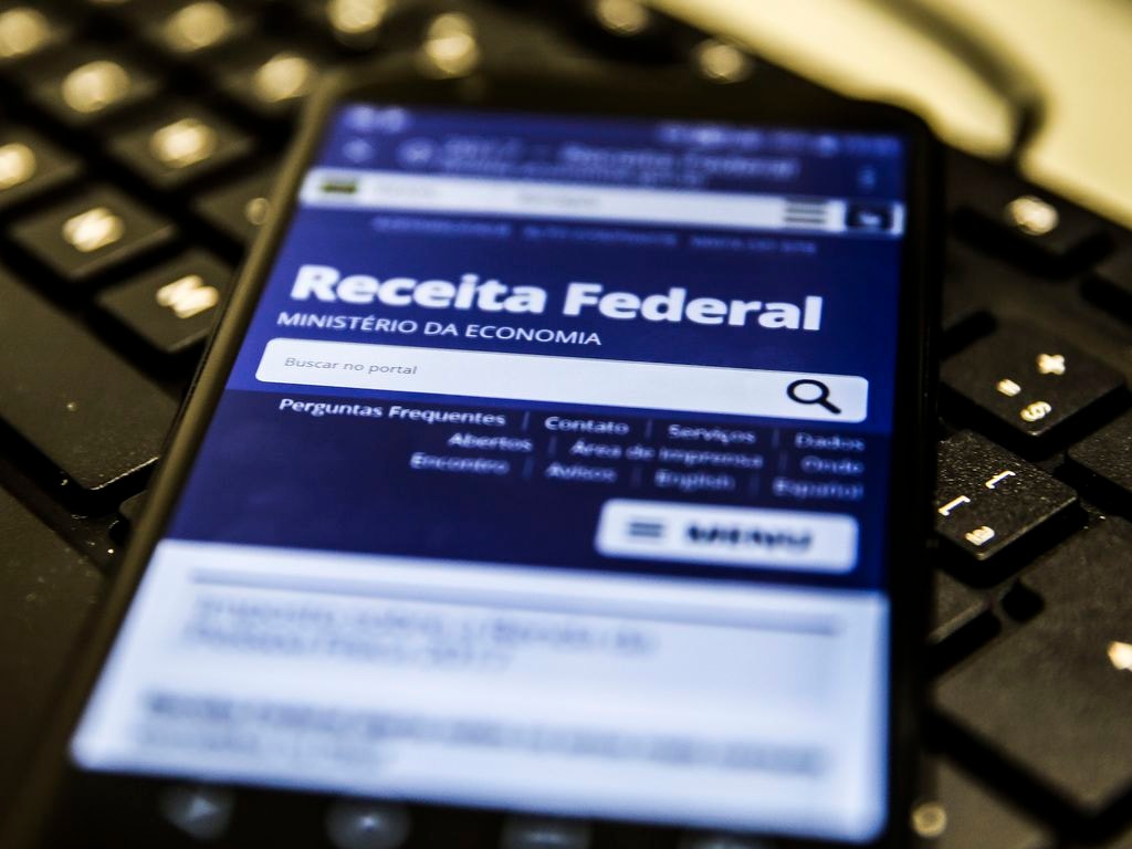 FMI afirma que levará tempo para normalização de Ormuz