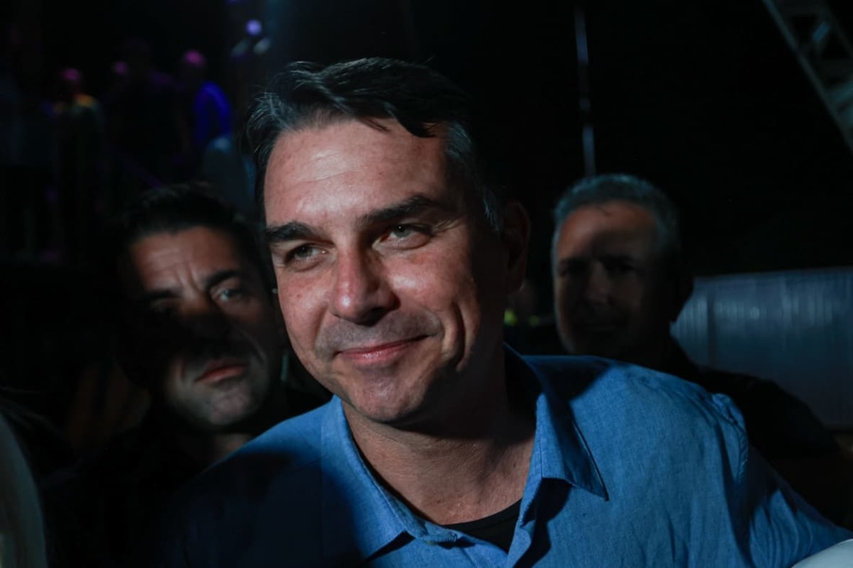 Flávio diz que "diferente de 2022", TSE será "imparcial" nesta eleição