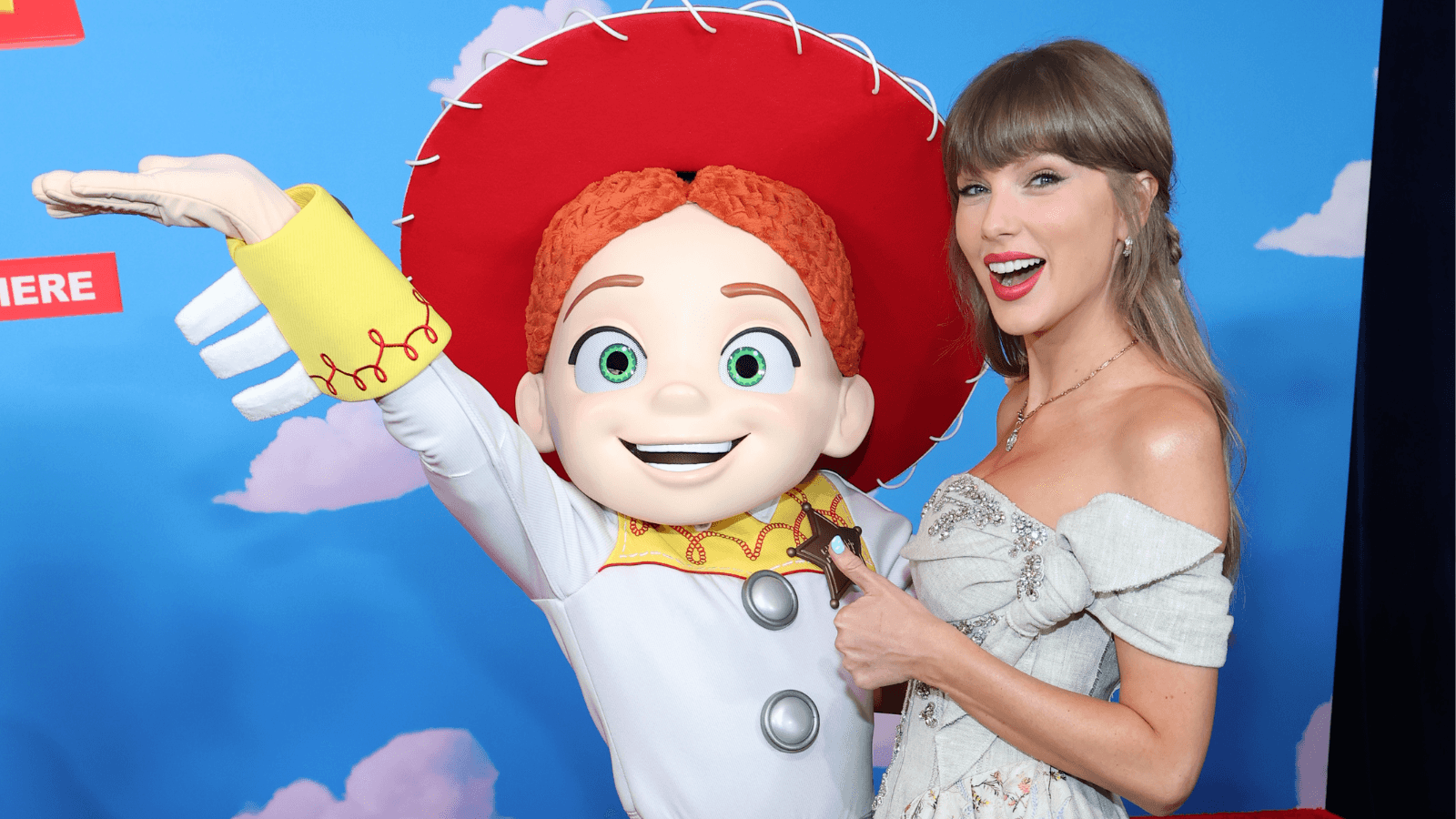 “Toy Story 5”: Tom Hanks diz que música de Taylor Swift era “segredo total”