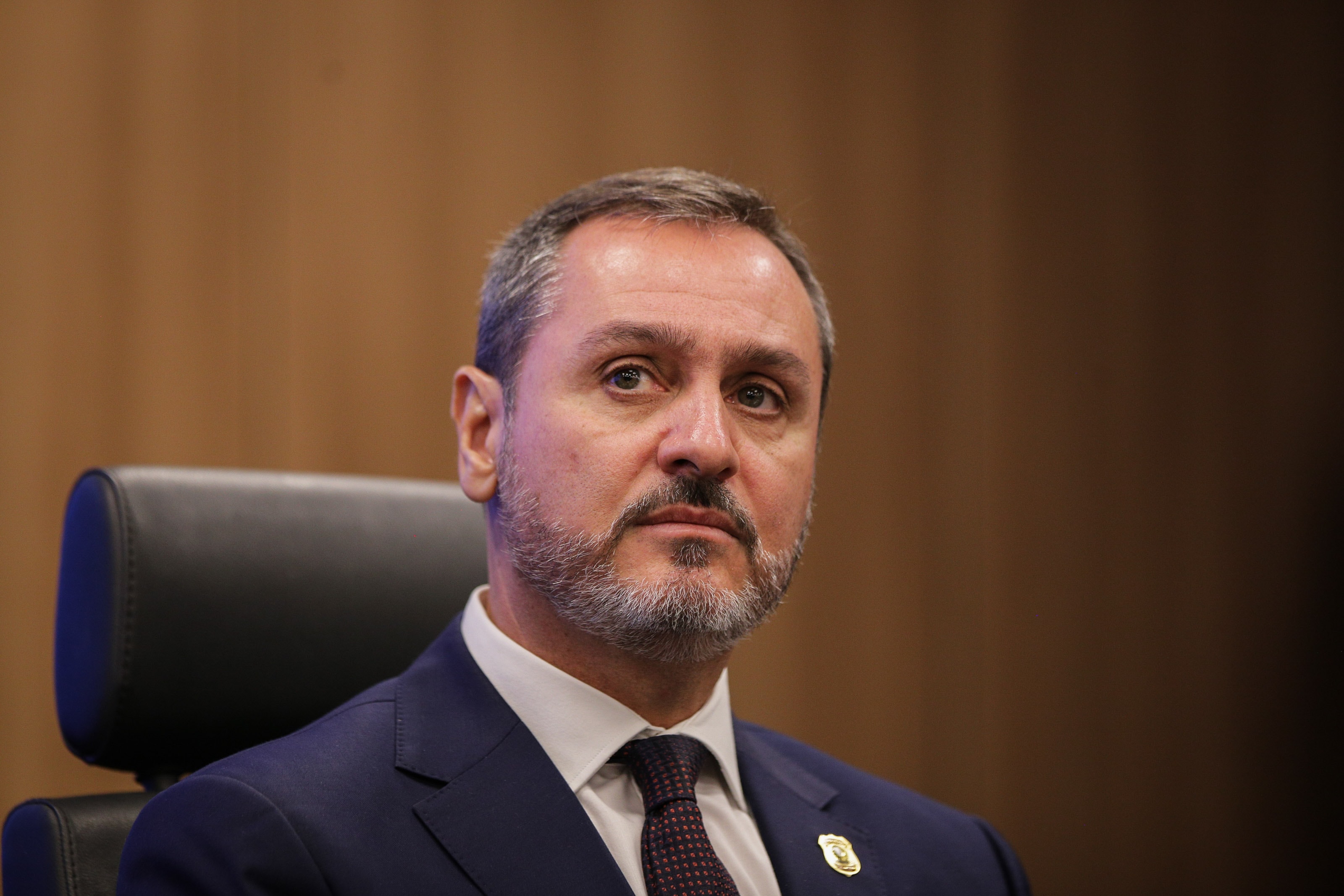 Após ser afastado, Andrei desiste de participar de evento da PF em Brasília