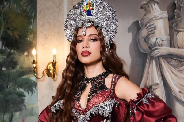 Anitta faz confissão ao vivo e Ana Maria Braga cai na gargalhada. Veja