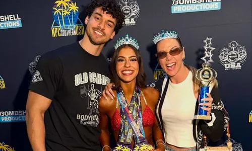 Carla Perez comemora vitória da nora em campeonato de fisiculturismo