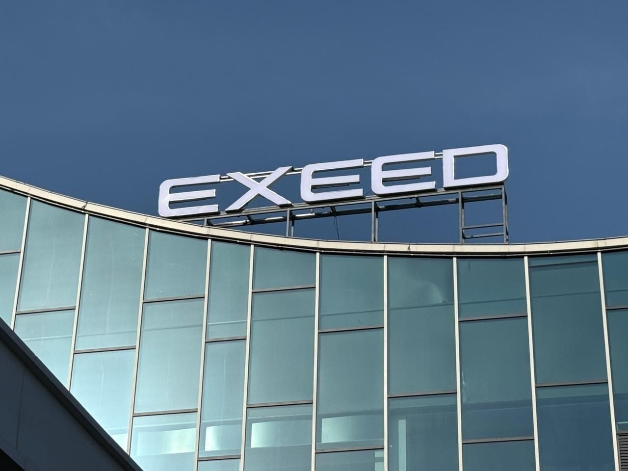 Omoda & Jaecoo começa produção nacional em 2027 com Omoda 5 e Jaecoo 5