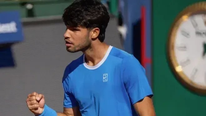 João Fonseca x Tsitsipas: acompanhe ao vivo o duelo do Masters de Montreal
